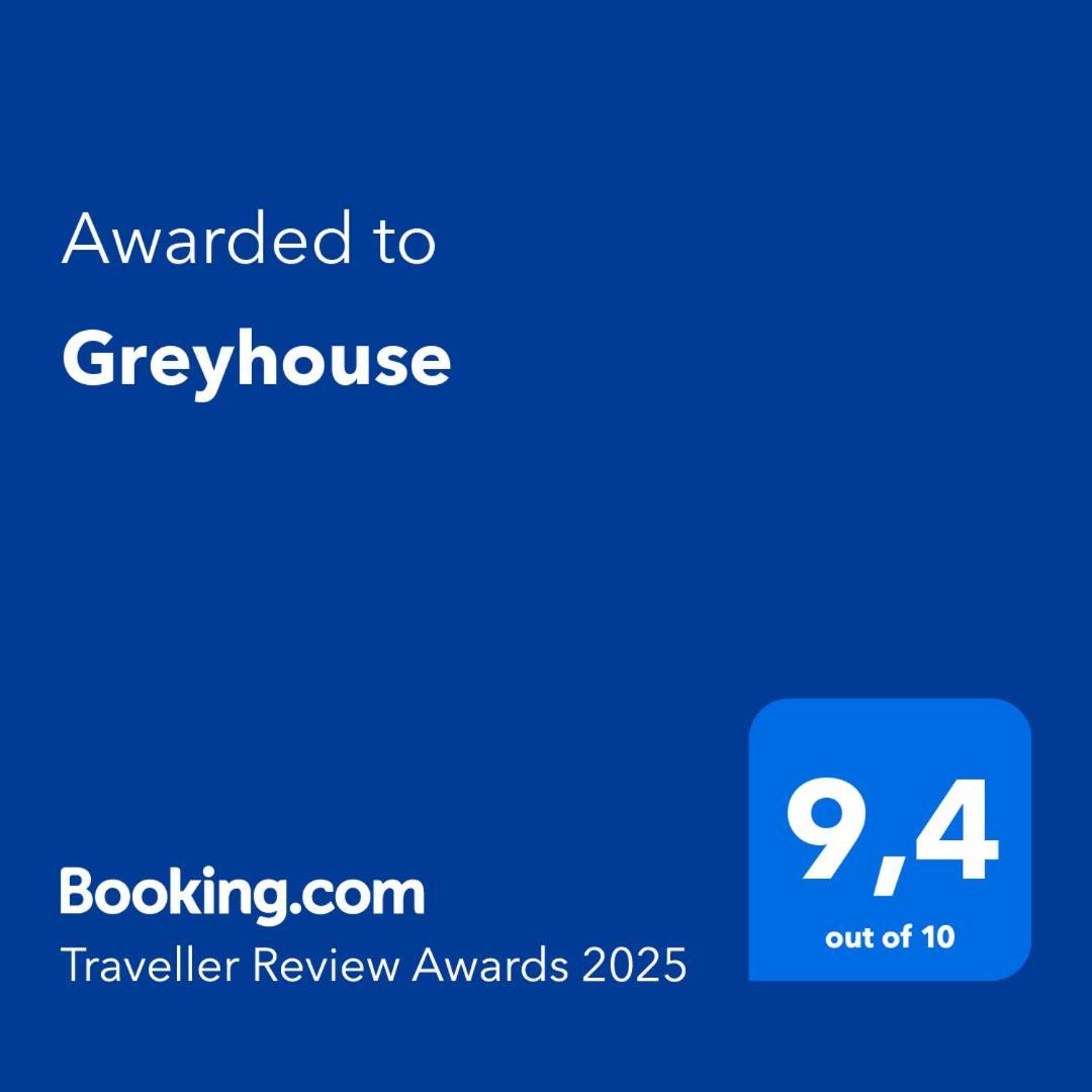 Greyhouse Villa Puerto Natales Bagian luar foto